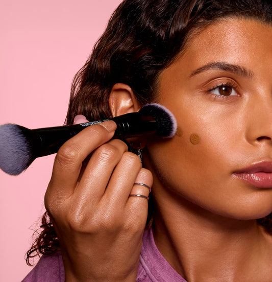 Liquid Bronzer & Contour Duo Brush / ELF