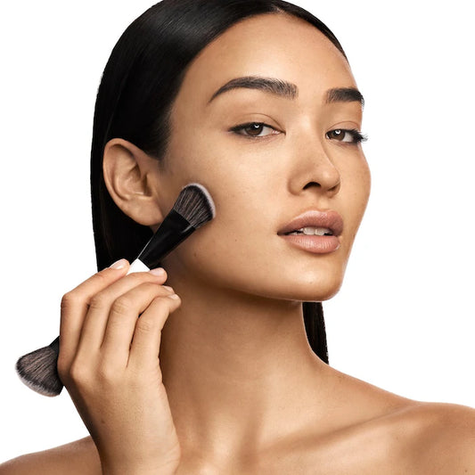 F4 Dual-Ended Foundation and Face Brush / Makeup By Mario