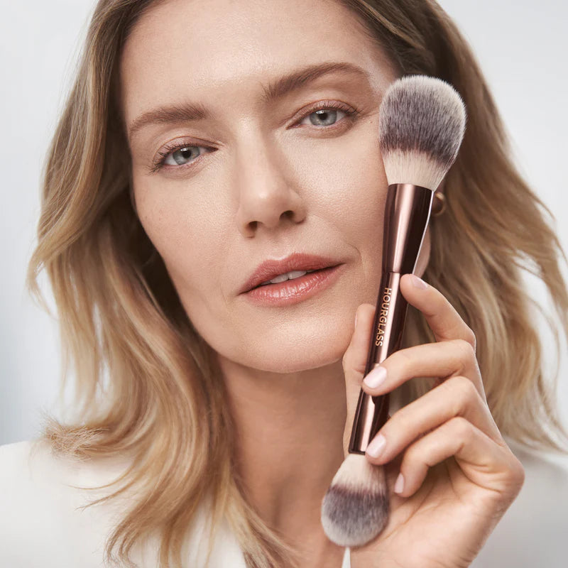 Veil Translucent Setting Powder / Hourglass