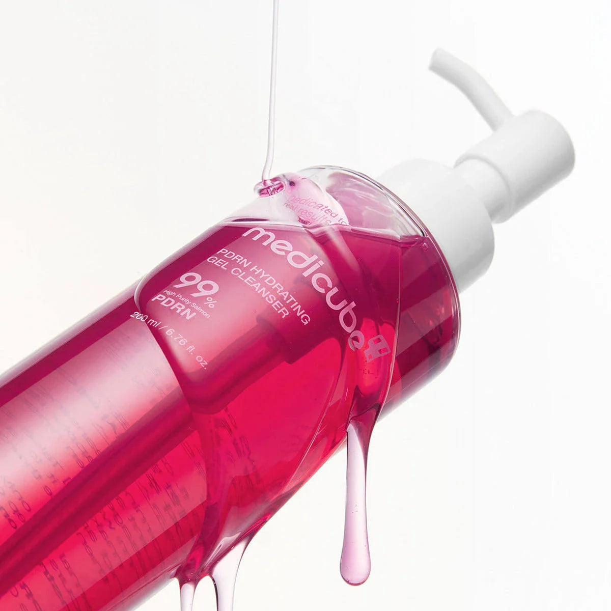 PDRN Hydrating Gel Cleanser / Medicube