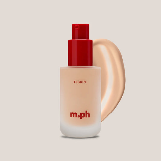 Le Skin Weightless Foundation / Mary Philipps