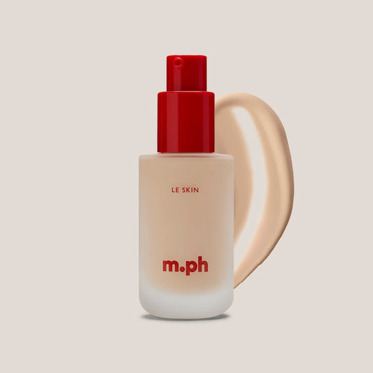 Le Skin Weightless Foundation / Mary Philipps