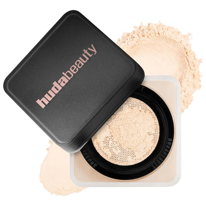 Easy Bake Blurring Loose Baking & Setting Powder / Huda Beauty