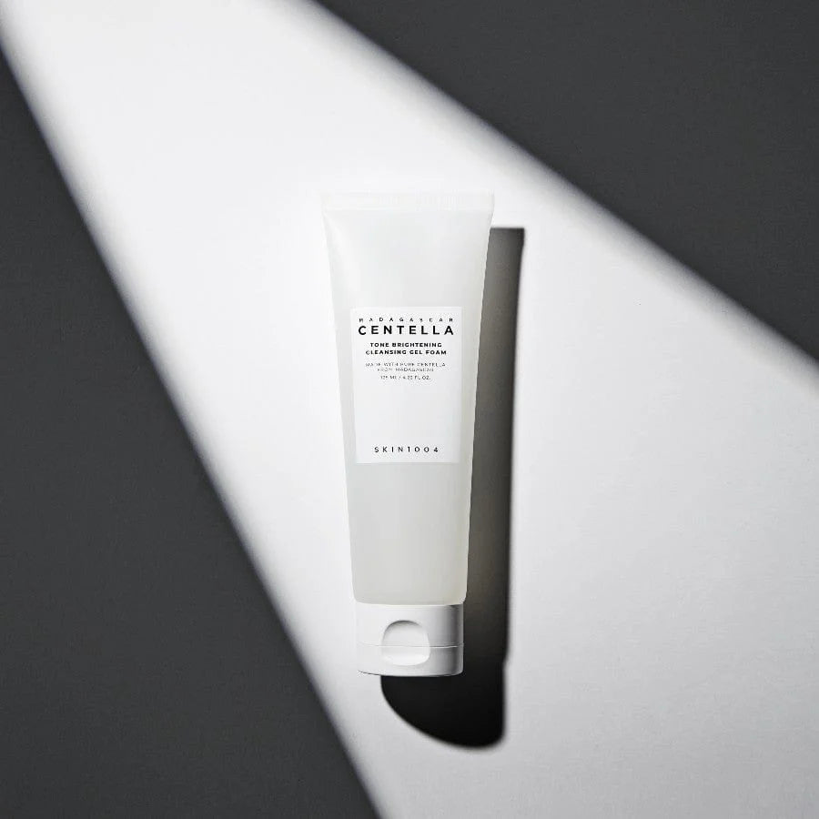 Tone Brightening Cleansing Gel Foam / Skin1004