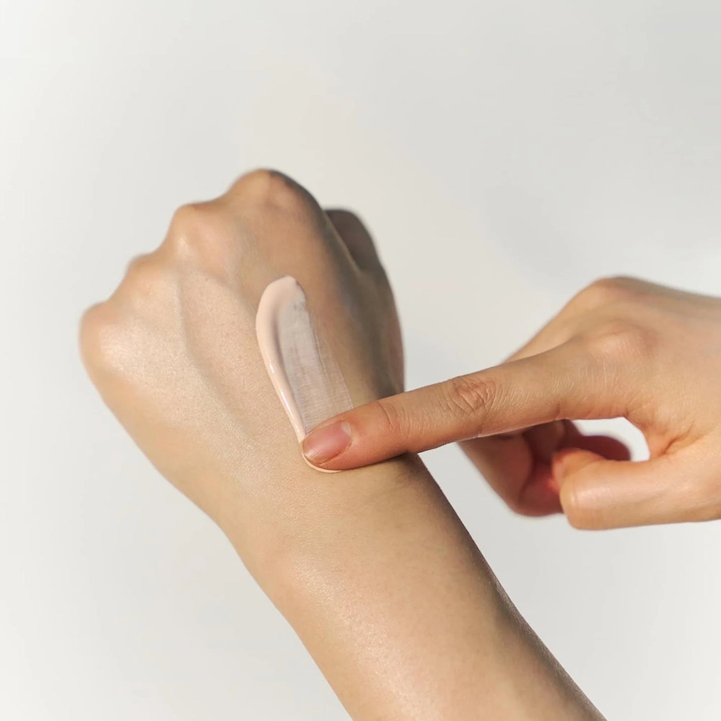 Tone Brightening Tone-Up Sunscreen / Skin1004